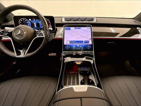 New 2026 Mercedes-Benz S 500 4MATIC image 4