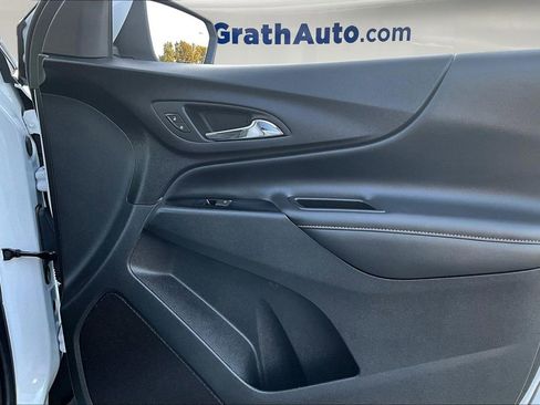 Certified 2024 Chevrolet Equinox Premier image 29