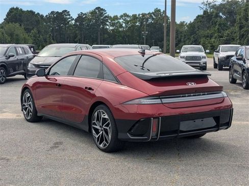 Used 2025 Hyundai Ioniq 6 SEL image 6
