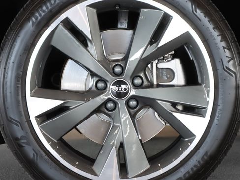Used 2024 Audi Q4 e-tron Premium w/ Convenience Package AWD/4WD image 7
