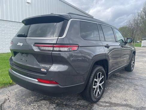 Used 2024 Jeep Grand Cherokee L Limited AWD/4WD image 14