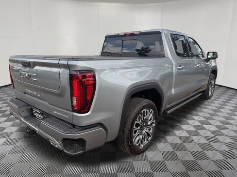 Used 2025 GMC Sierra 1500 Denali Ultimate AWD/4WD image 7