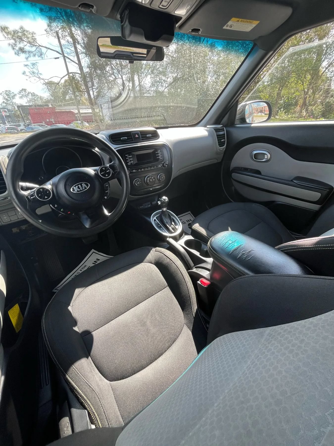 Used 2015 Kia Soul + FWD image 8