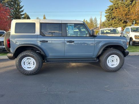 New 2025 Ford Bronco Heritage Edition image 3