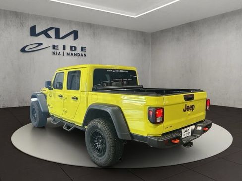 Used 2023 Jeep Gladiator Mojave w/ Cold Weather Group AWD/4WD image 11