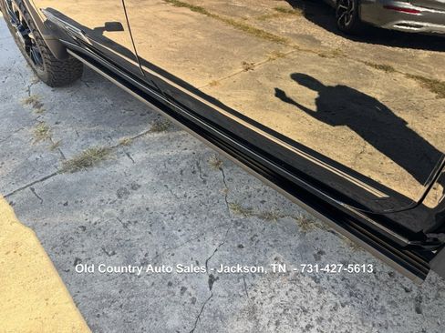 Used 2025 Chevrolet Silverado 2500 High Country w/ Midnight Edition image 29