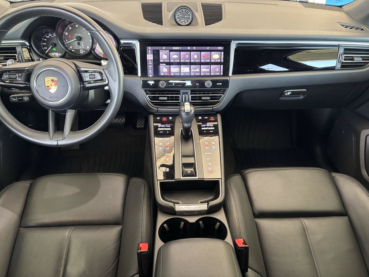 Used 2023 Porsche Macan S AWD/4WD image 12