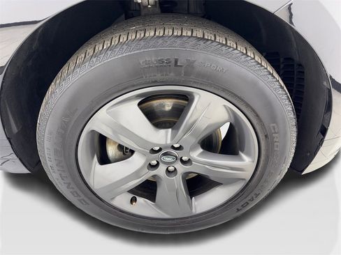 Used 2025 Land Rover Range Rover Velar Dynamic SE image 77