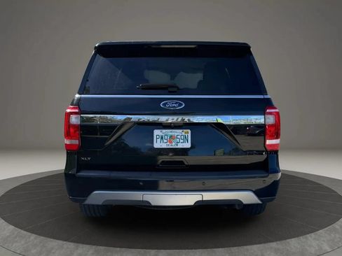 Used 2018 Ford Expedition XLT w/ Equipment Group 202A RWD image 6