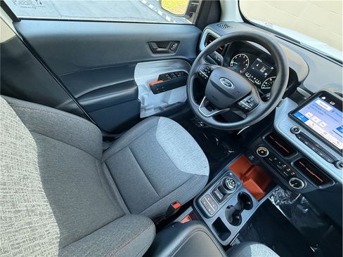 Used 2024 Ford Maverick XLT FWD image 7