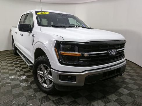 Used 2025 Ford F150 XLT w/ Equipment Group 301A Standard AWD/4WD image 3