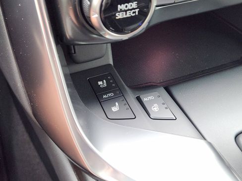 New 2026 Lexus LX 700h Luxury AWD/4WD image 12