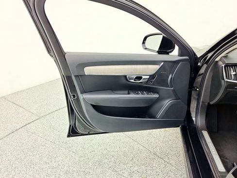 Certified 2023 Volvo S90 B6 Plus w/ Protection Package Premier image 29