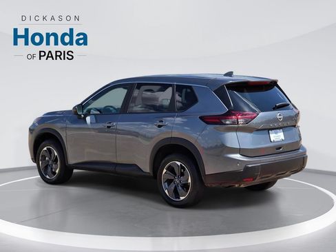 Used 2025 Nissan Rogue SV FWD image 5