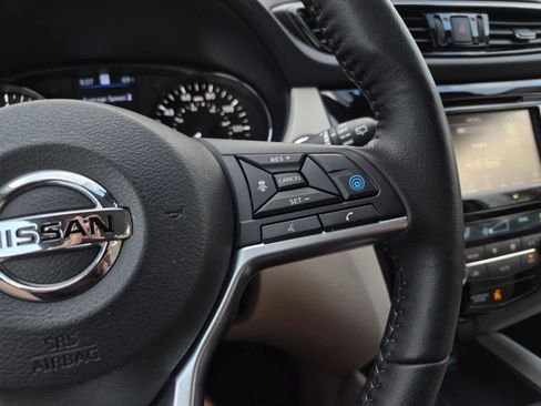 Used 2022 Nissan Rogue Sport SL image 19