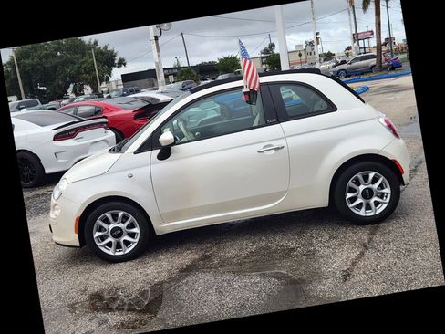 Used 2017 FIAT 500 Pop image 5