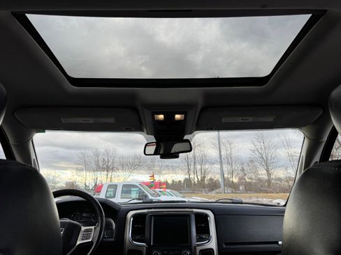 Used 2013 RAM 1500 Laramie w/ Convenience Group image 21