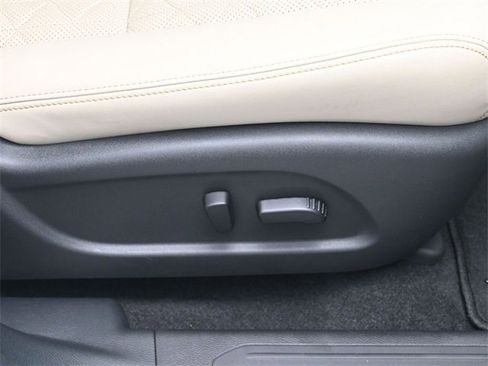 Used 2023 Nissan Murano Platinum w/ Cargo Package image 36