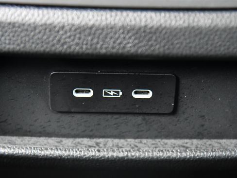 Used 2025 Honda Pilot EX-L image 43