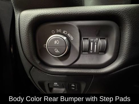 New 2026 RAM 1500 4x4 Crew Cab image 26