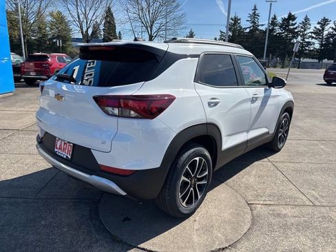 New 2026 Chevrolet TrailBlazer LT FWD image 9