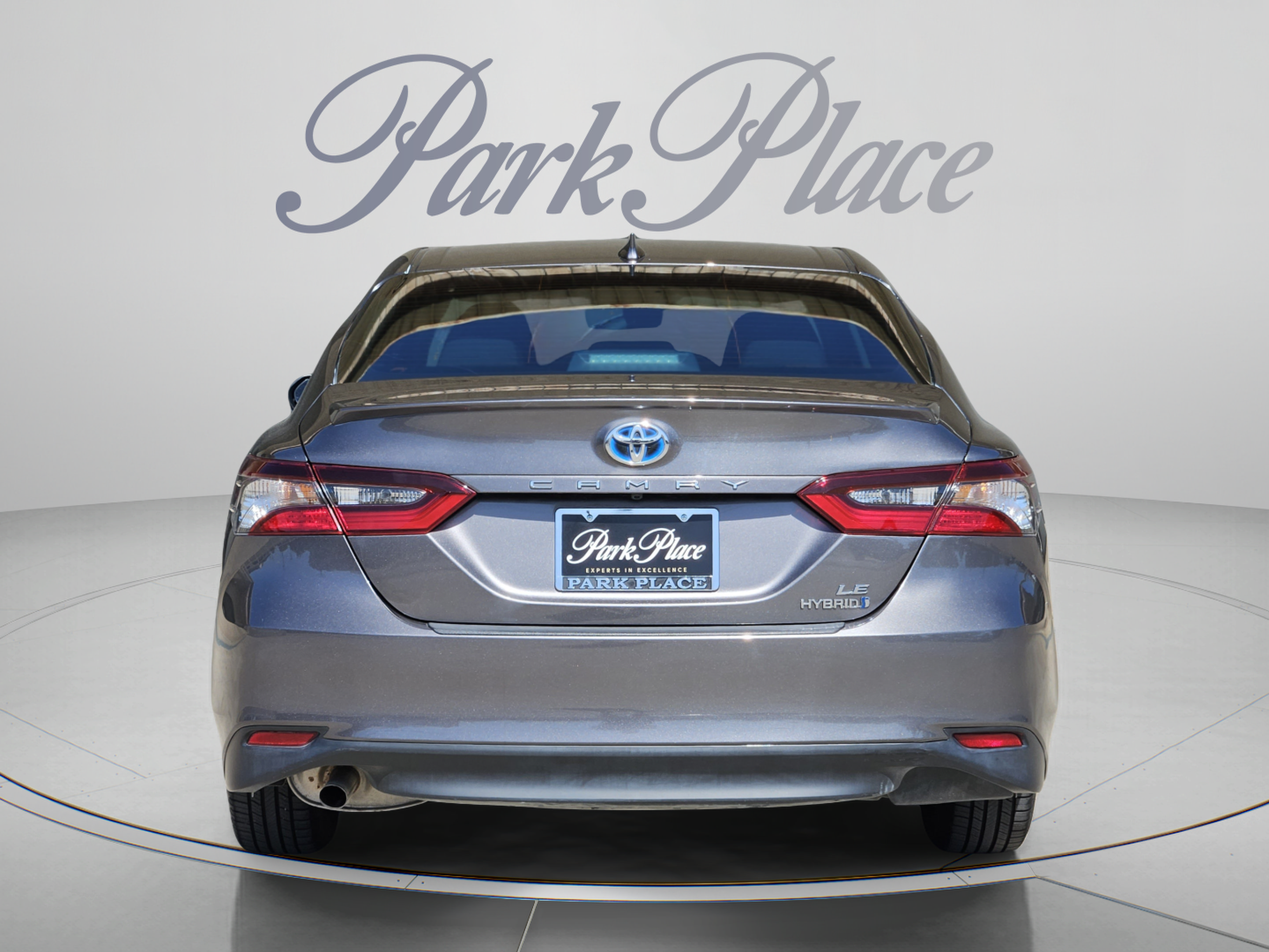 Used 2023 Toyota Camry LE FWD image 4