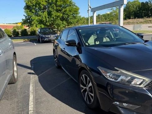 Used 2017 Nissan Maxima Platinum FWD image 5