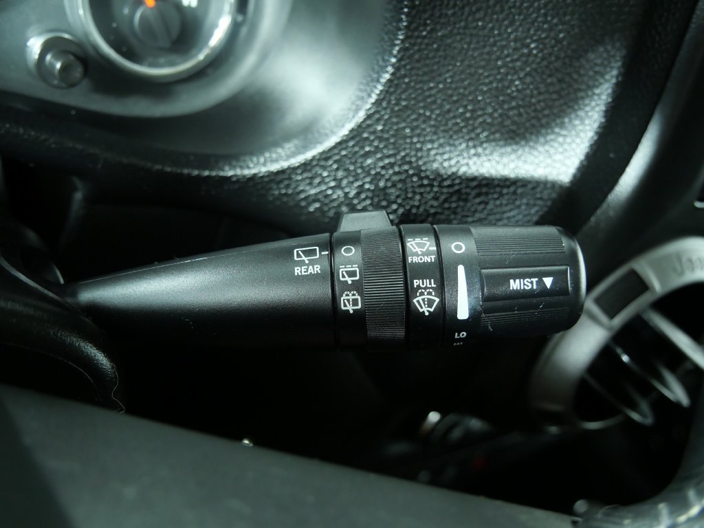 Used 2014 Jeep Wrangler Unlimited Sport w/ Quick Order Package 24S AWD/4WD image 27