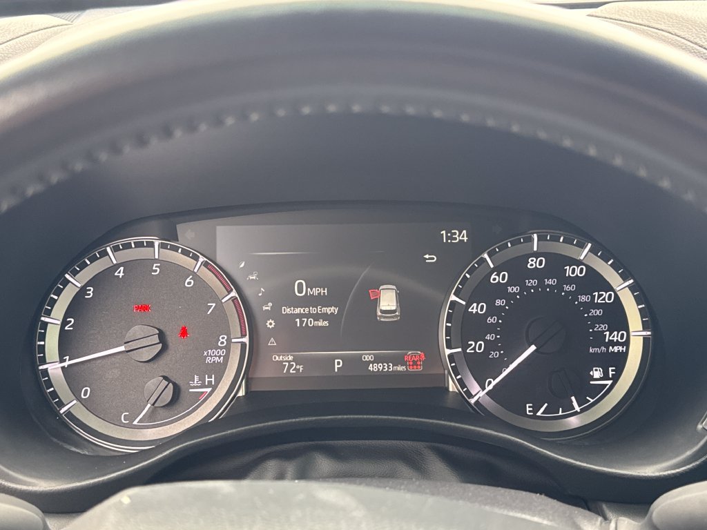 Used 2025 Toyota Highlander XLE FWD image 18