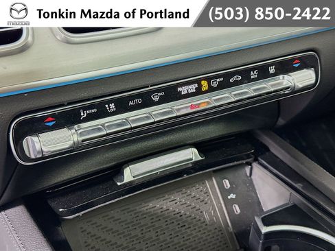 Used 2025 Mercedes-Benz GLE 450e 4MATIC image 15