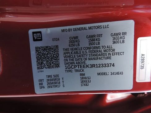 Certified 2024 Chevrolet Colorado Trail Boss w/ Advanced Trailering Package AWD/4WD image 19