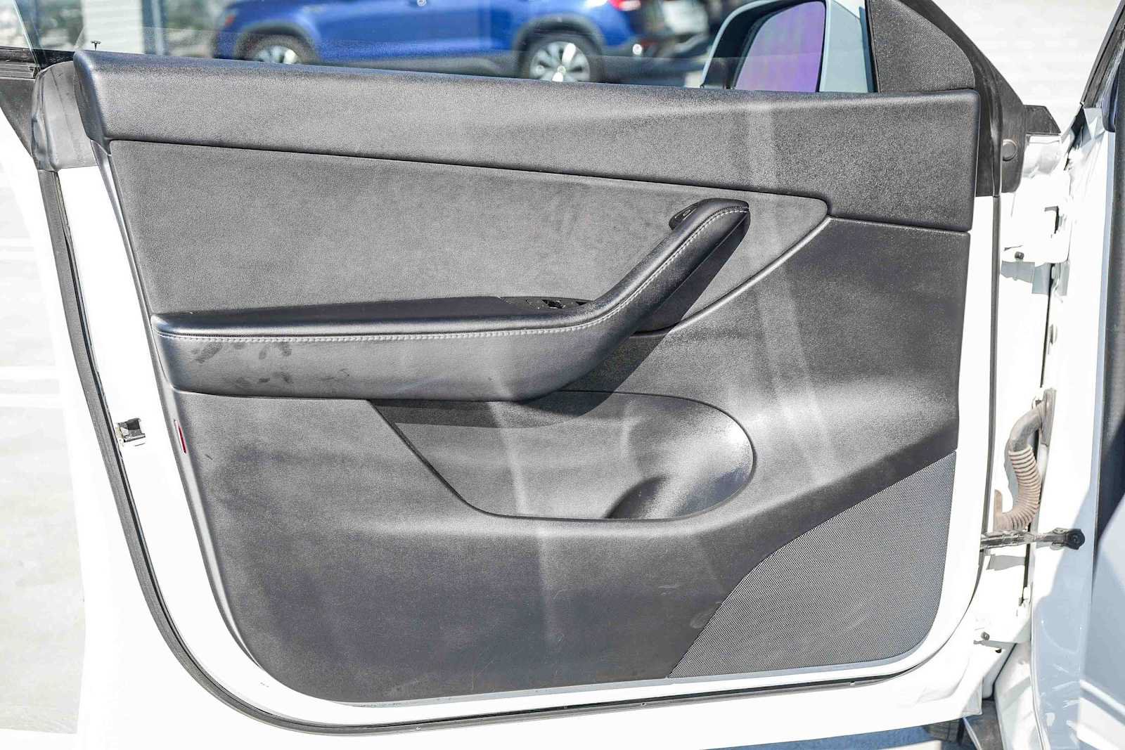 Used 2020 Tesla Model Y Long Range AWD/4WD image 21