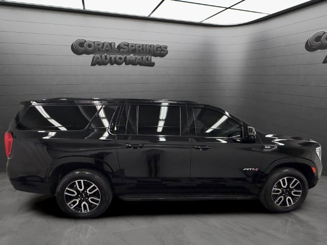 Used 2024 GMC Yukon XL AT4 w/ Technology Package AWD/4WD image 8