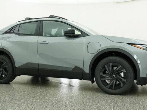 New 2026 Toyota C-HR AWD/4WD image 19