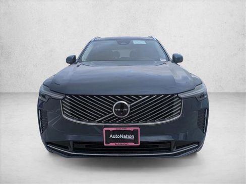 Used 2026 Volvo XC90 B5 Plus w/ Protection Package AWD/4WD image 6