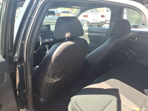 Used 2025 Honda Civic Sport image 9