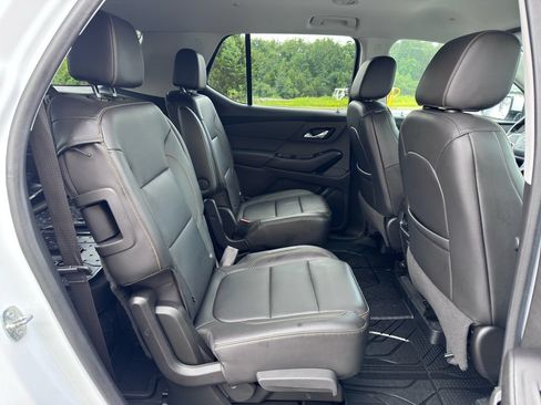 Used 2020 Chevrolet Traverse LT w/ LPO, Floor Liner Package AWD/4WD image 34