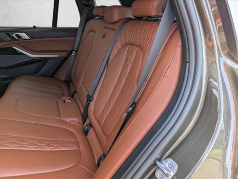 Used 2024 BMW X5 M60i AWD/4WD image 19