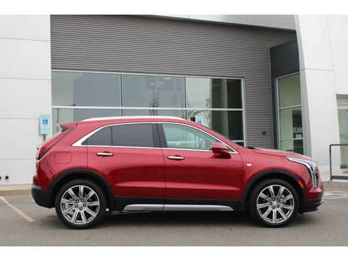 Used 2019 Cadillac XT4 Premium Luxury image 7