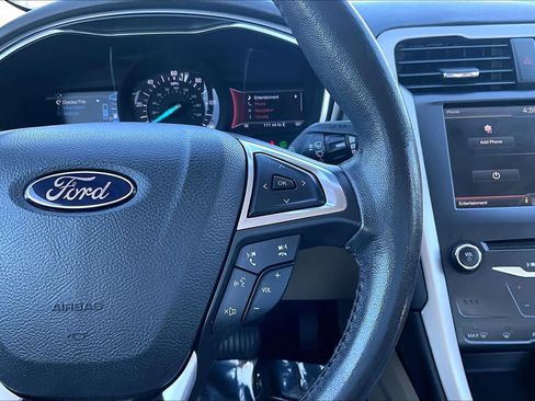 Used 2015 Ford Fusion SE w/ Equipment Group 502A FWD image 24