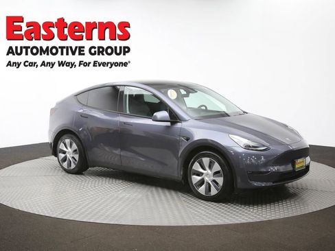 Used 2023 Tesla Model Y Long Range image 47