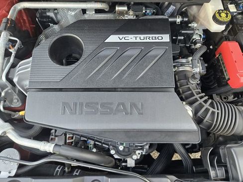 Certified 2022 Nissan Rogue SV FWD image 32