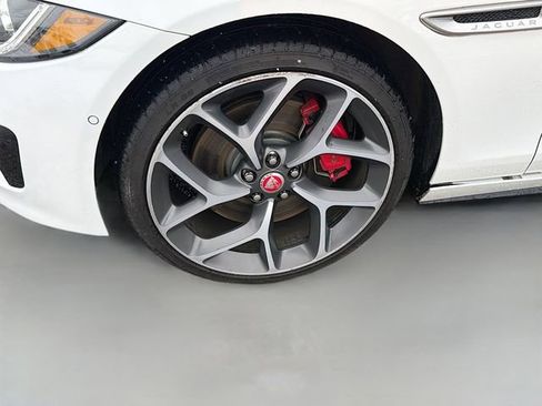Used 2018 Jaguar XE S image 32