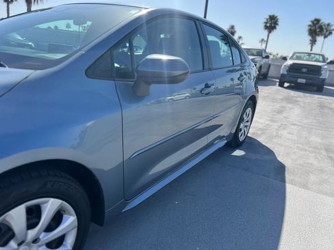 Used 2021 Toyota Corolla LE w/ Carpet Mat Package (TMS) image 3