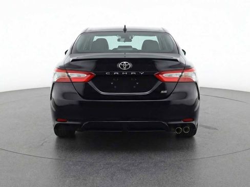 Used 2023 Toyota Camry SE image 8