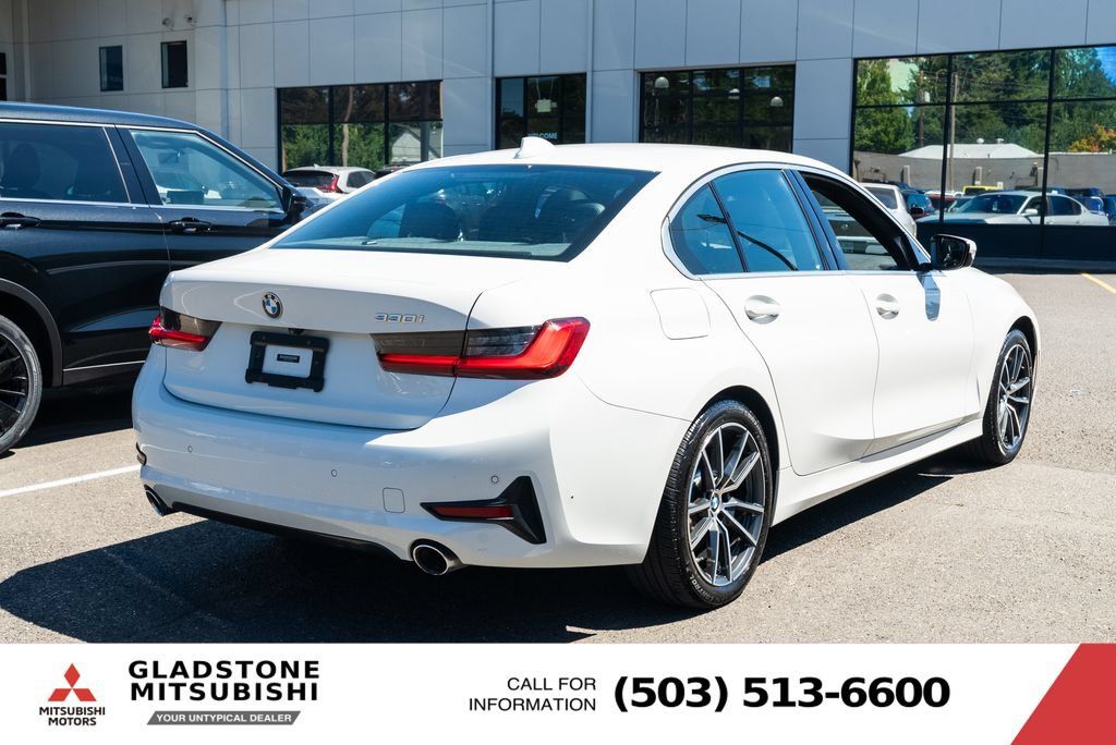 Used 2020 BMW 330i Sedan w/ Convenience Package RWD image 7