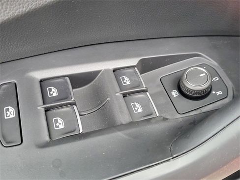 New 2025 Volkswagen Jetta SE image 15