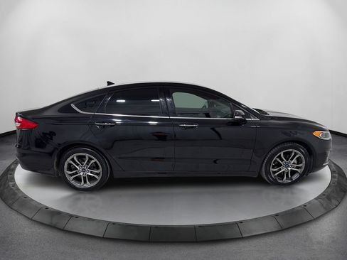Used 2020 Ford Fusion SEL FWD image 4
