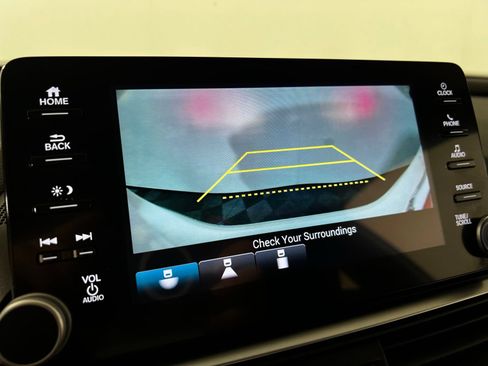 Used 2019 Honda Accord Sport image 19