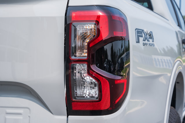 New 2026 Ford Ranger XLT w/ FX4 Off-Road Package AWD/4WD image 7